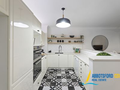 4 / 5 Figtree Avenue, Abbotsford