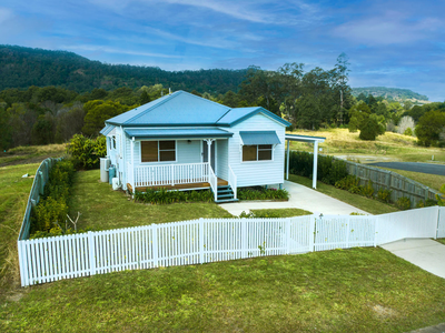 4 Hillside Drive, Nimbin