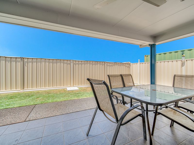 2 / 56 Lakeside Drive, Emerald