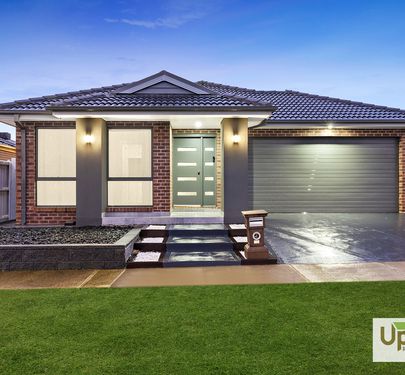 66 Picnic Avenue, Clyde North