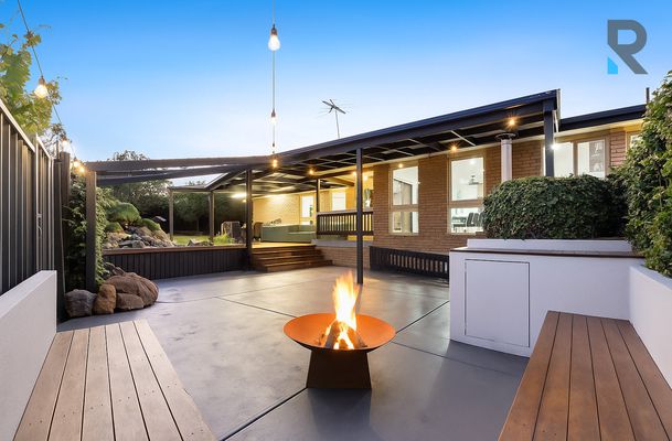 9 Banks Place, Gladstone Park