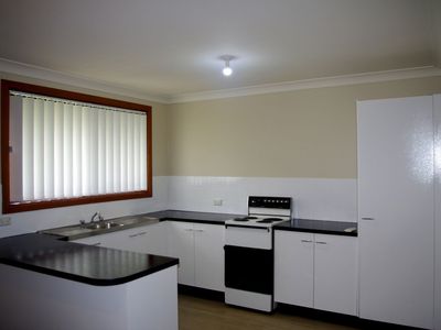 10B Greenway Place, Dubbo