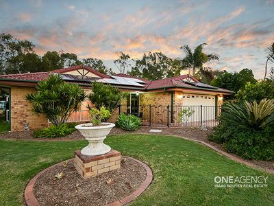 49 Macquarie Cct, Forest Lake
