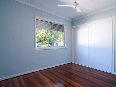 8 Pines Avenue, Cooroibah