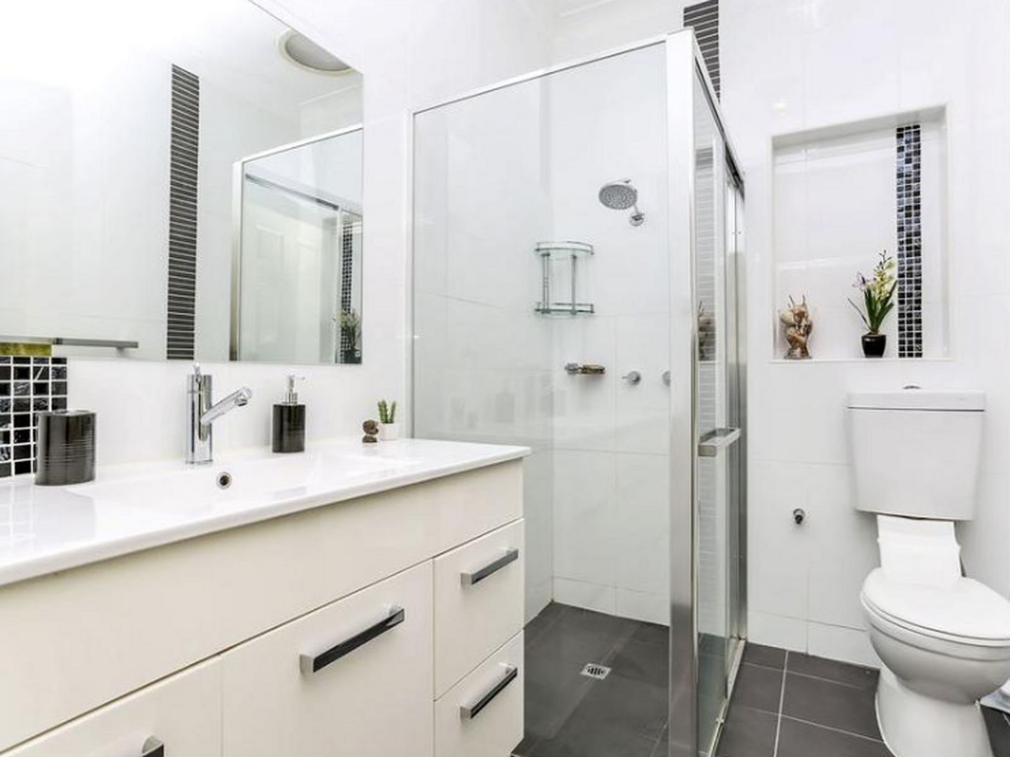 11 Pipers Avenue, Windsor Gardens