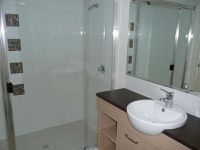 10 Grand Pde , Kawana Island
