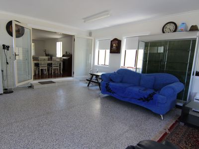 26 Garden Street, Forster