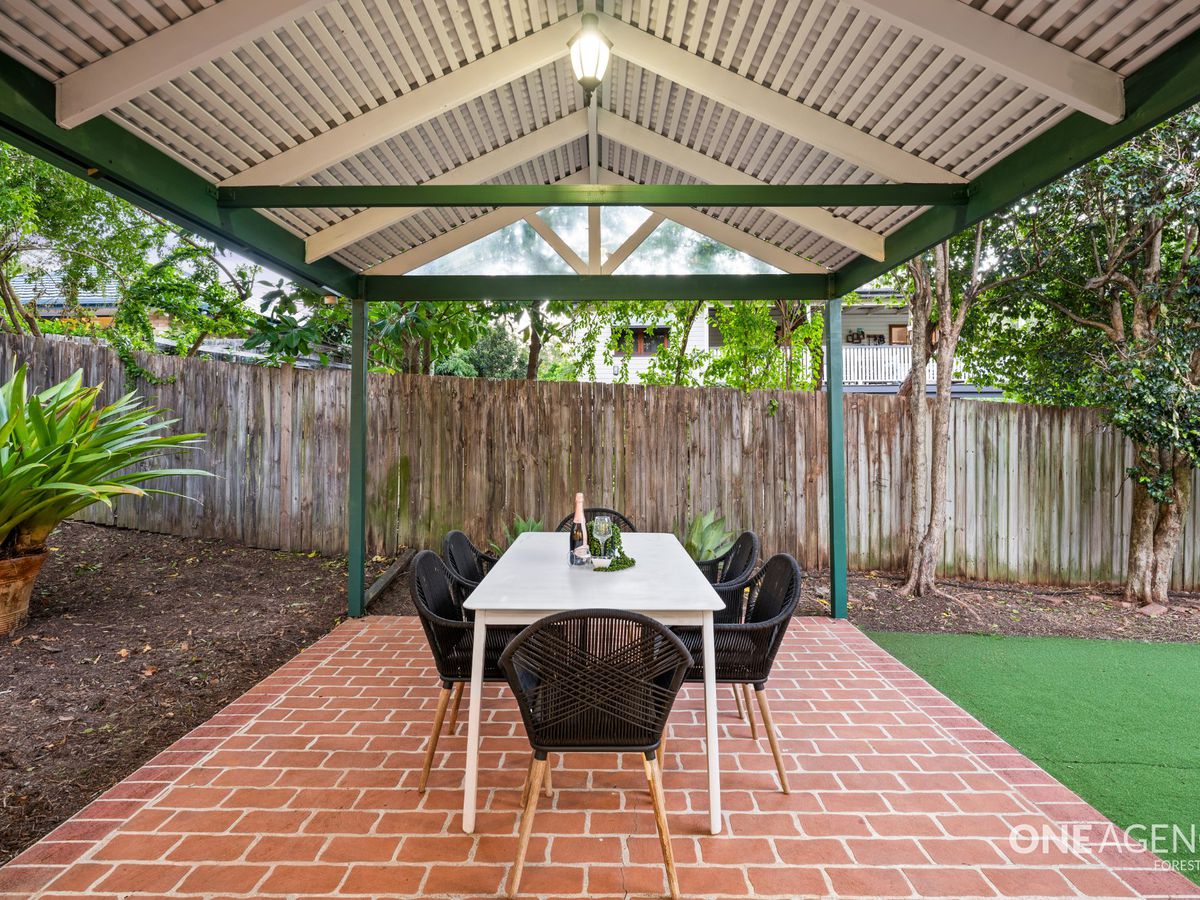 16 Toorak Place, Forest Lake