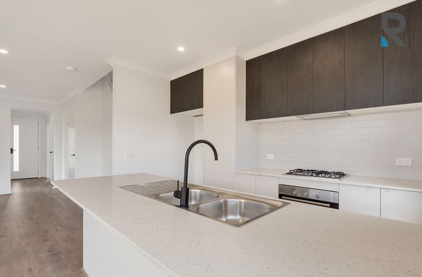 71 Monakeeba Blvd, Woodstock