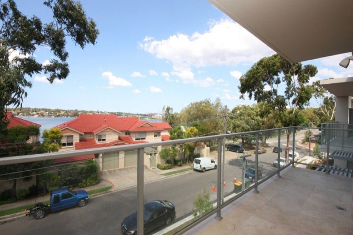 30-34 Hilly Street, Mortlake