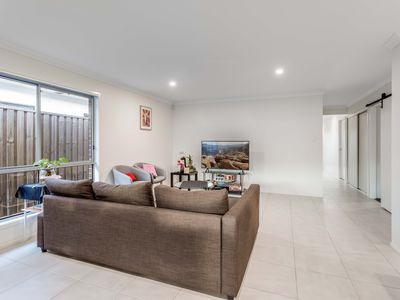 48 Leapai Pde, Griffin