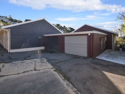 A / 11 Motu Street, Saint Clair