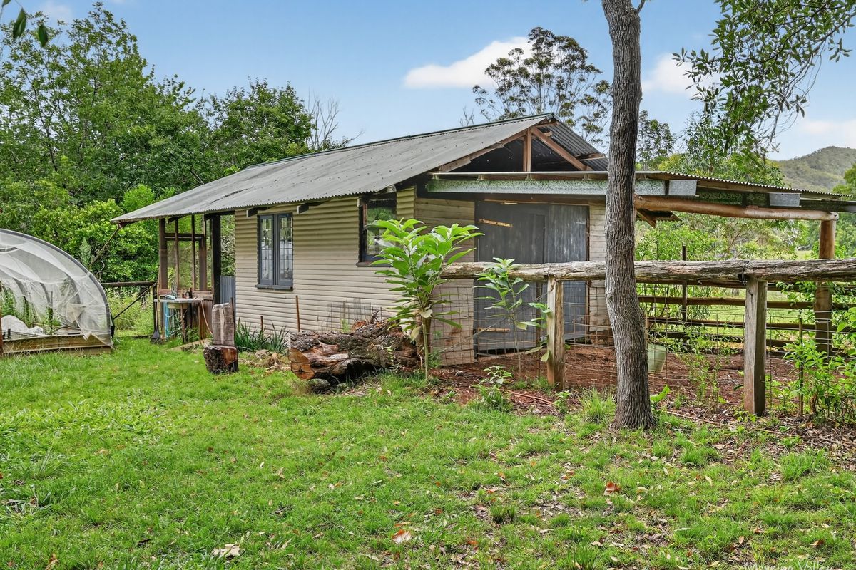 64 Millers Road, Bobin