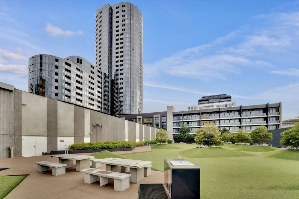 711 / 35 Malcolm Street, South Yarra