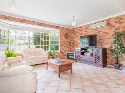 8 Ballantine Place, Horsley
