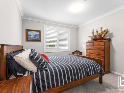 33 Wakool Crescent, Woongarrah