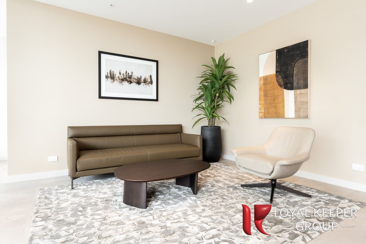 2301 / 10 Sickle Avenue, Hope Island