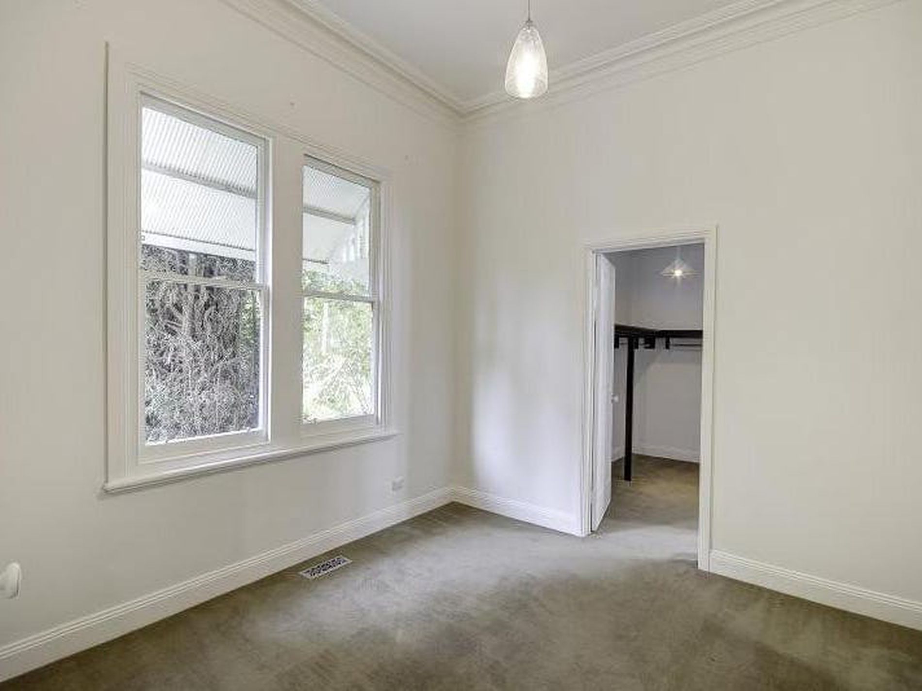 383 Shannon Avenue, Newtown