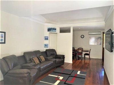 5 Gardenvale Street, Holland Park West