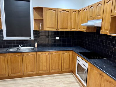 8 Grainger Avenue, Mount Pritchard
