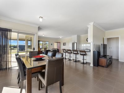 21 LAKESIDE DRIVE, Beachport