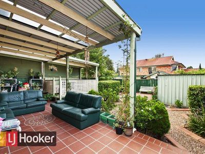 5B Terracotta Close, Woodcroft