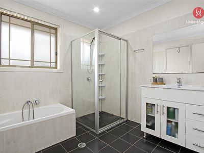 9/47 Mallacoota Street, Wakeley