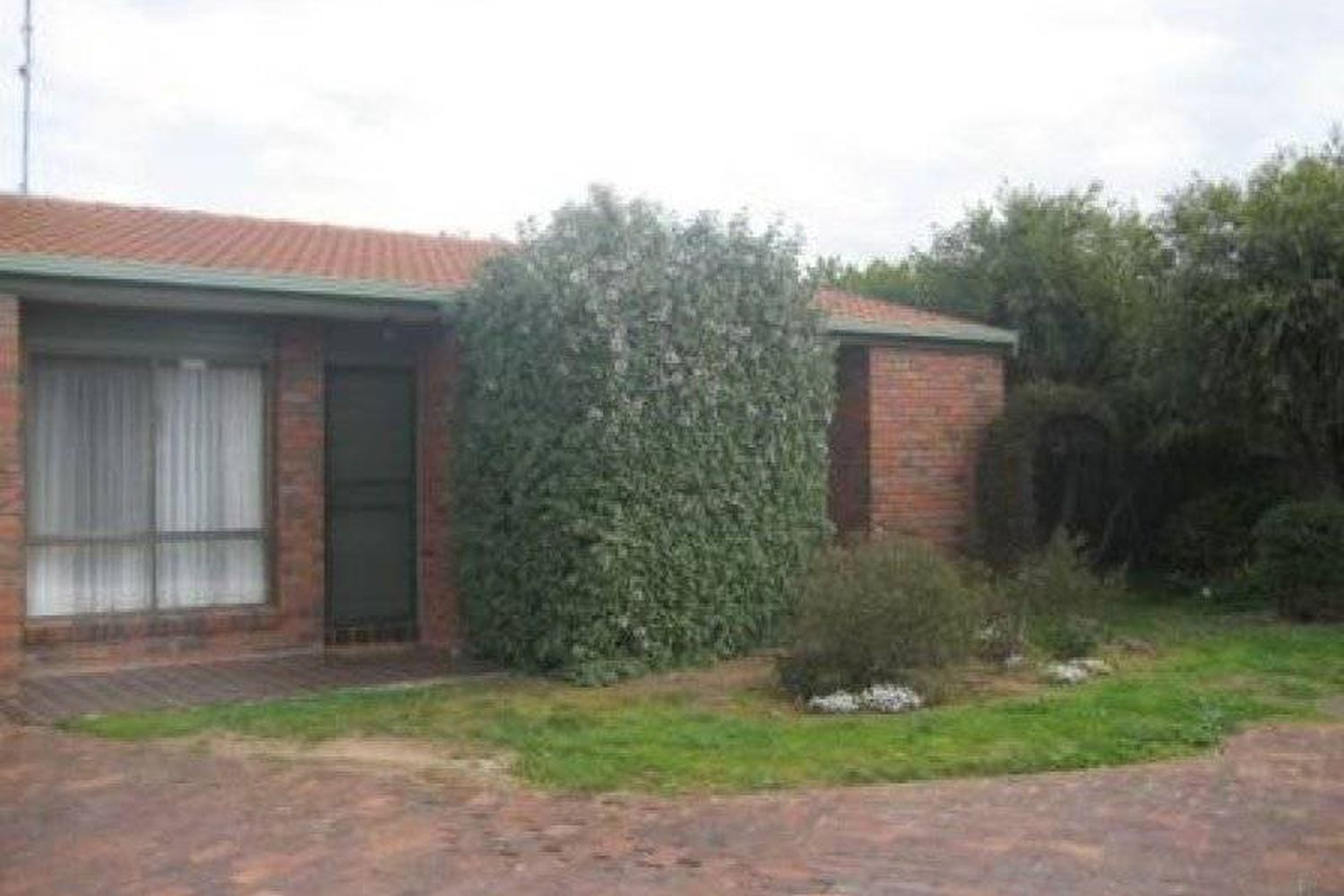 5 / 3 Tydeman, Horsham