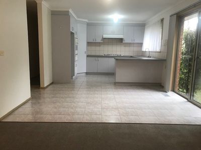 2 / 10 Ling Court, Mulgrave