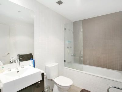 1 Bruce Bennetts Place, Maroubra