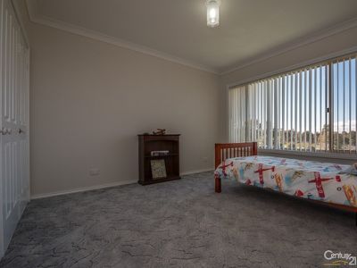 5R Harefield Road, Dubbo