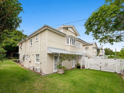 31 Armentieres Street, Kedron