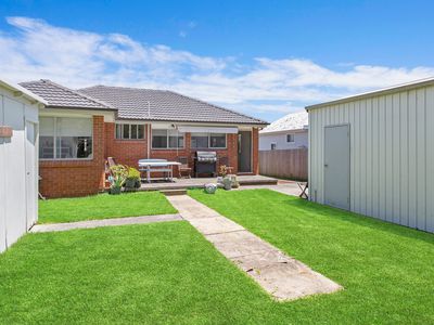 101 Ocean Street, Windang