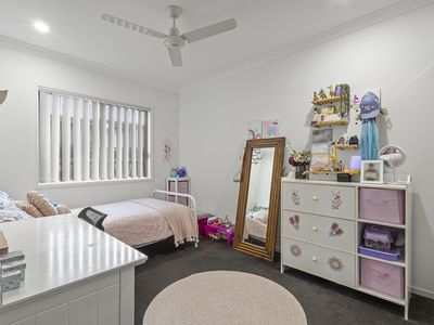 27 Pine Street, Cooroy