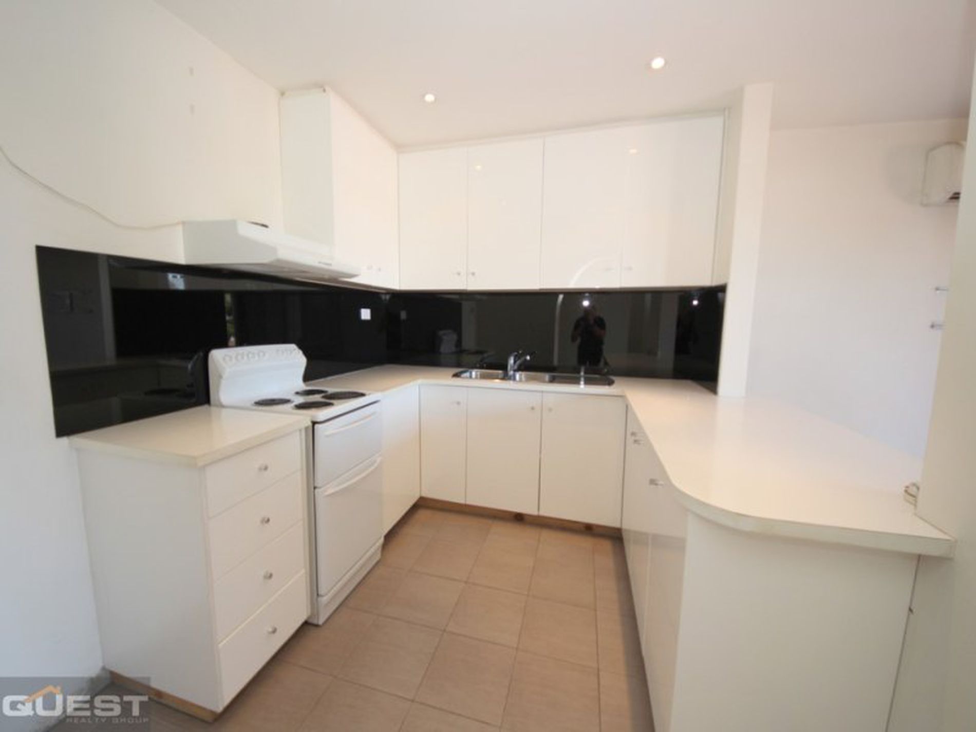 8 / 1 Haig Avenue, Georges Hall