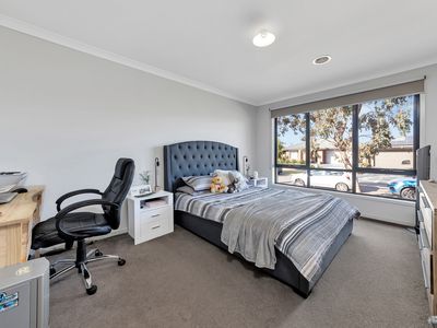20 Embleton Chase, Weir Views
