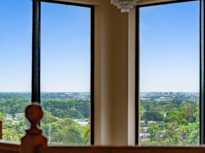 22 Pheasant Street, Bayview Heights