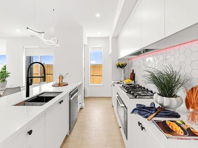 15 Pursuit Street, Mambourin