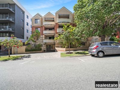 4 / 30 Bronte Street, East Perth