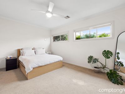 2 / 21 Basil Street, Newport