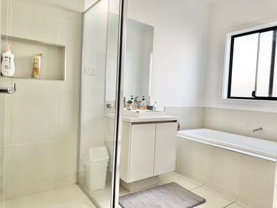 10 Law Court, Wyndham Vale