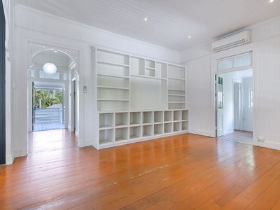 160 Junction Road, Morningside