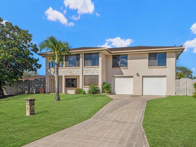 6 Lindisfarne Street, Carindale