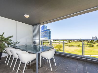 6 / 39 Bow River Crescent, Burswood