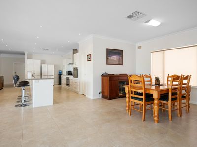 2 Pirring Way, Hannans