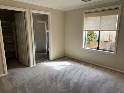 9 Vaucluse Place, Parkes