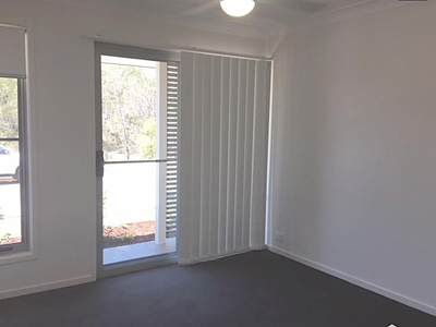 75 Lady Musgrave Drive, Springfield Lakes