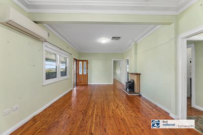 4 Macquarie Street, Tamworth