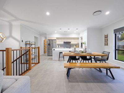 16 Erskine Street, Upper Coomera