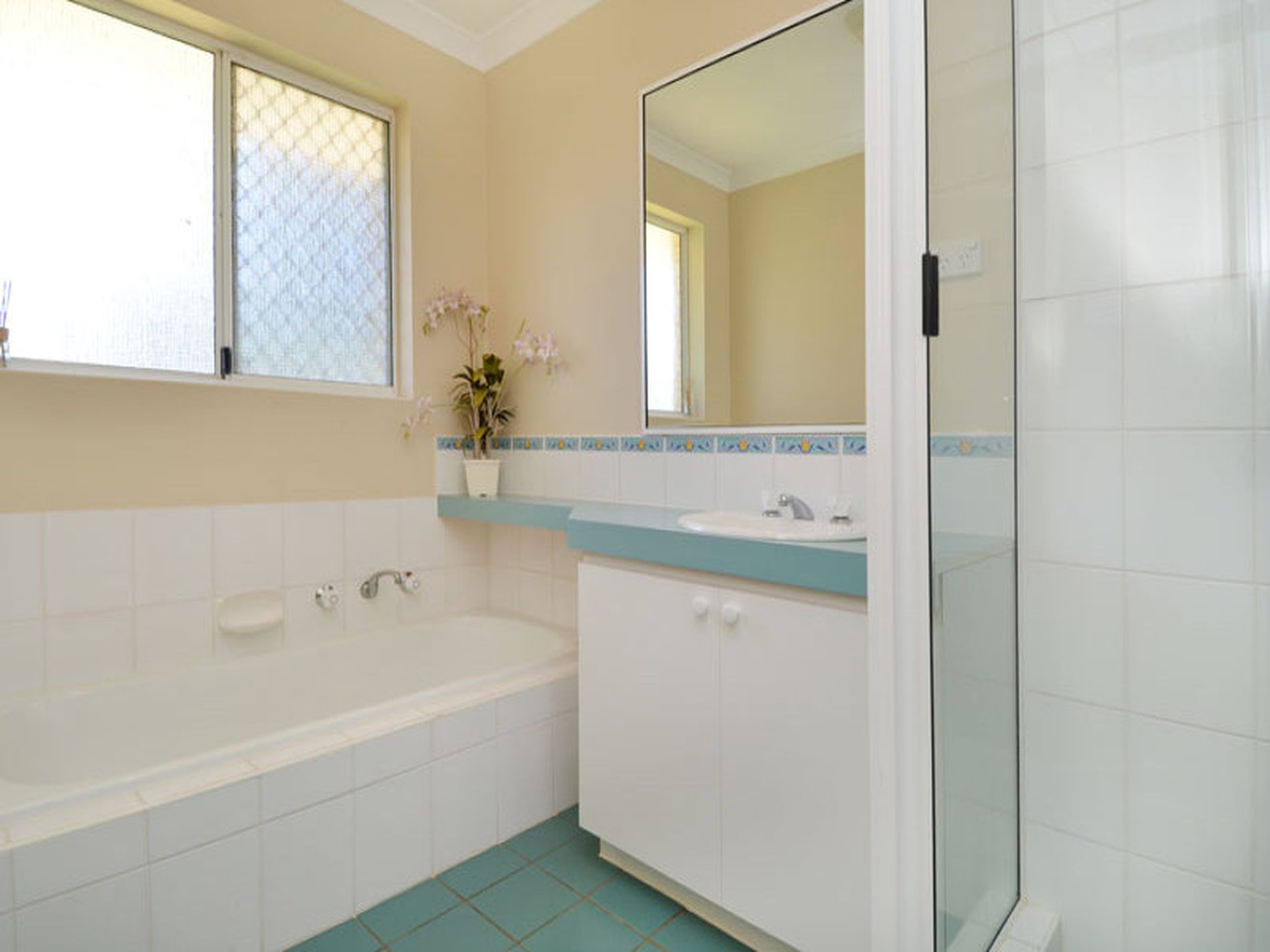 17 Bracklemann Drive, Boulder